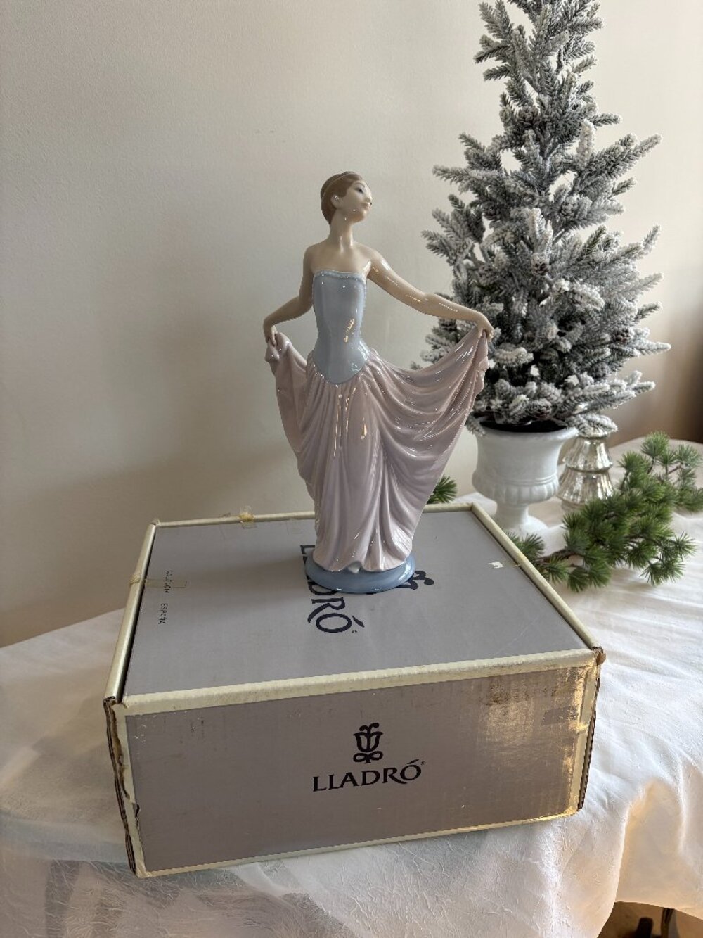 Vintage 1979 Lladro “The Dancer” Ballerina 5050 Figurine 32cm Elegant Porcelain